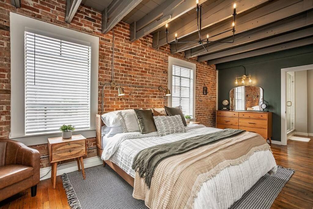 MuensterThe Loft At 113 - Gateway To The North Texas Hill Countryアパートメント エクステリア 写真