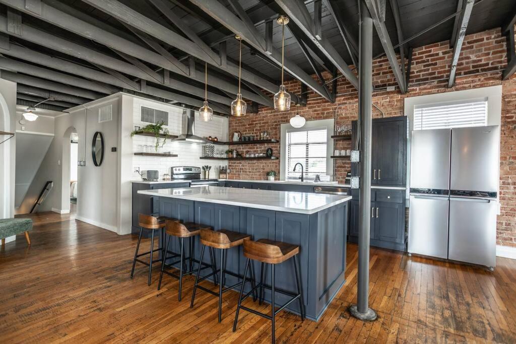 MuensterThe Loft At 113 - Gateway To The North Texas Hill Countryアパートメント エクステリア 写真
